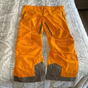 Mens Helly Hansen ski / snowboard pants